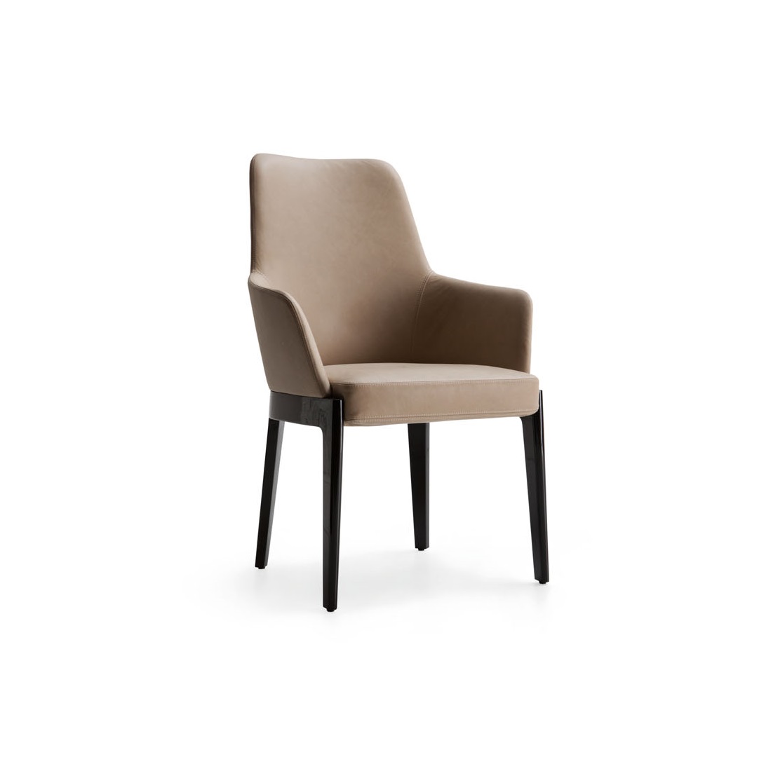 CHELSEA CHAIR